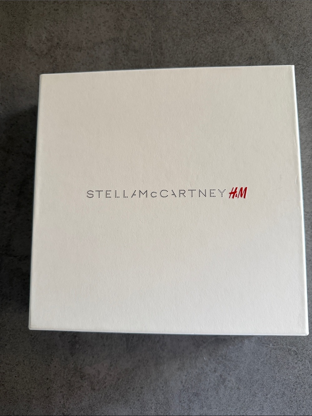 H&M X Stella McCartney Two-Tone Necklace - Picture 9 of 9